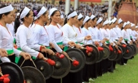 Đỗ Thị Thanh Hương. Di sản văn hóa Mường gắn với phát triển du lịch ở Hòa Bình