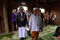 Võ Văn Thắng - Trương Chí Hùng. Nghi lễ vòng đời của người Chăm islam ở An Giang