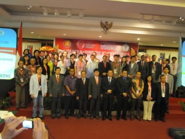 Hội thảo khoa học quốc tế tại Bali - Indonesia