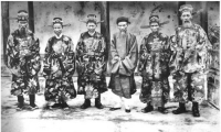 Vũ Đức Liêm. Phe phái và cạnh tranh quyền lực ở Việt Nam đầu thế kỷ XIX